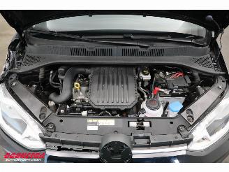Volkswagen Up! 1.0 5-DRS Airco Bluetooth 39.306 km! picture 9