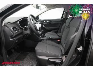 Renault Mégane Estate 1.3 TCe 140 Equilibre LED Navi Clima Cruise PDC 6.773 km! picture 15