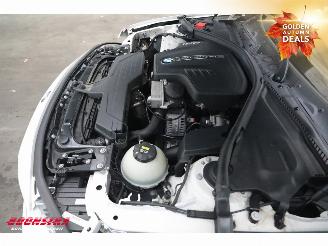 BMW 3-serie Touring 320i Aut. Executive Leder Xenon Navi Clima Cruise PDC AHK picture 11