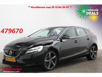 krockskadad bil auto Volvo V-40 2.0 T3 Nordic+ Pano LED Memory Leder Camera SHZ 2017/11