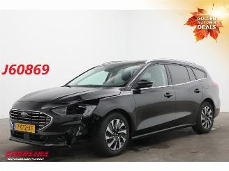 Schadeauto Ford Focus 1.0 EcoBoost Hybrid Titanium Navi Clima Cruise Camera LRHZ SHZ 2022/6