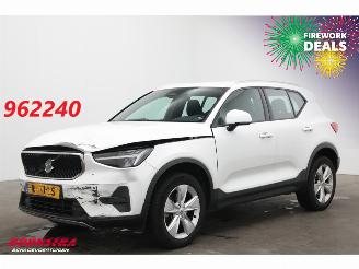 Damaged car Volvo XC40 2.0 B3 Core Navi Clima Carplay Sportzetels 2022/10