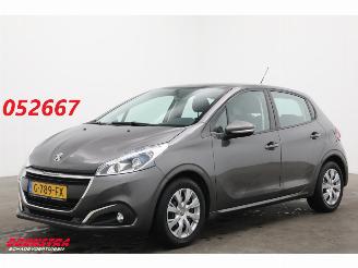  Peugeot 208 1.2 PureT. Signature Navi Camera Carplay Airco Cruise 2019/7