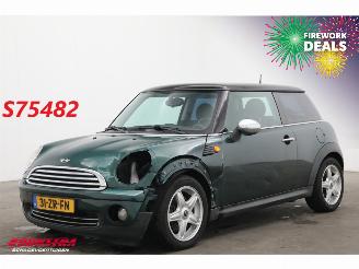 Schadeauto Mini Mini 1.6 Cooper Chili Airco LMV 2008/4