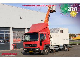 Volvo FL 220 Hubarbeitsbuhne Custers T200 18T picture 2