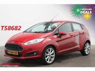 Vaurioauto  passenger cars Ford Fiesta 1.0 EcoBoost Automaat Titanium Clima Cruise Bluetooth PDC 95.323 km! 2017/2