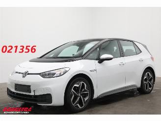 krockskadad bil auto Volkswagen ID.3 Pro S 77 kWh LED ACC LRHZ Navi SHZ PDC 2022/12