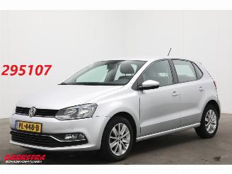 Vaurioauto  passenger cars Volkswagen Polo 1.2 TSI Comfortline 5-DRS Airco Cruise PDC 2017/11