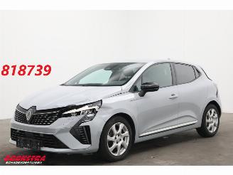 Voiture accidenté Renault Clio 1.0 TCe 90 Techno LED Clima Cruise PDC AHK 2023/11