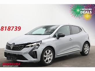 Auto incidentate Renault Clio 1.0 TCe 90 Techno LED Clima Cruise PDC AHK 2023/11