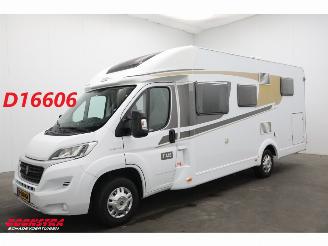 occasion campers Carado  T 448 Capron 2.3 130 PK Automaat Fransbed Schotel Hefbed Zonnepaneel Airco Cruise 2017/4