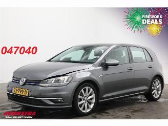 Schadeauto Volkswagen Golf 1.5 TSI Highline ACC Virtual Navi Clima PDC 2018/11