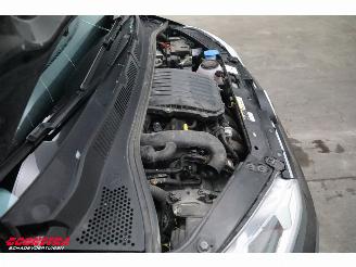 Volkswagen Up! 1.0 move up! Airco Bluetooth picture 11