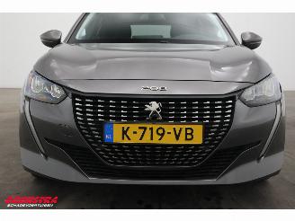 Peugeot 208 1.2 PureTech Allure Navi Clima Cruise PDC picture 5