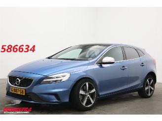 Vaurioauto  passenger cars Volvo V-40 1.5 T3 Aut. R-Design LED H/K Leder Navi Clima Cruise Camera SHZ PDC AHK 2019/11