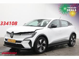 Schadeauto Renault Mégane E-TECH EV60 Optimum Charge Equilibre LED ACC Navi Clima Camera 2023/7