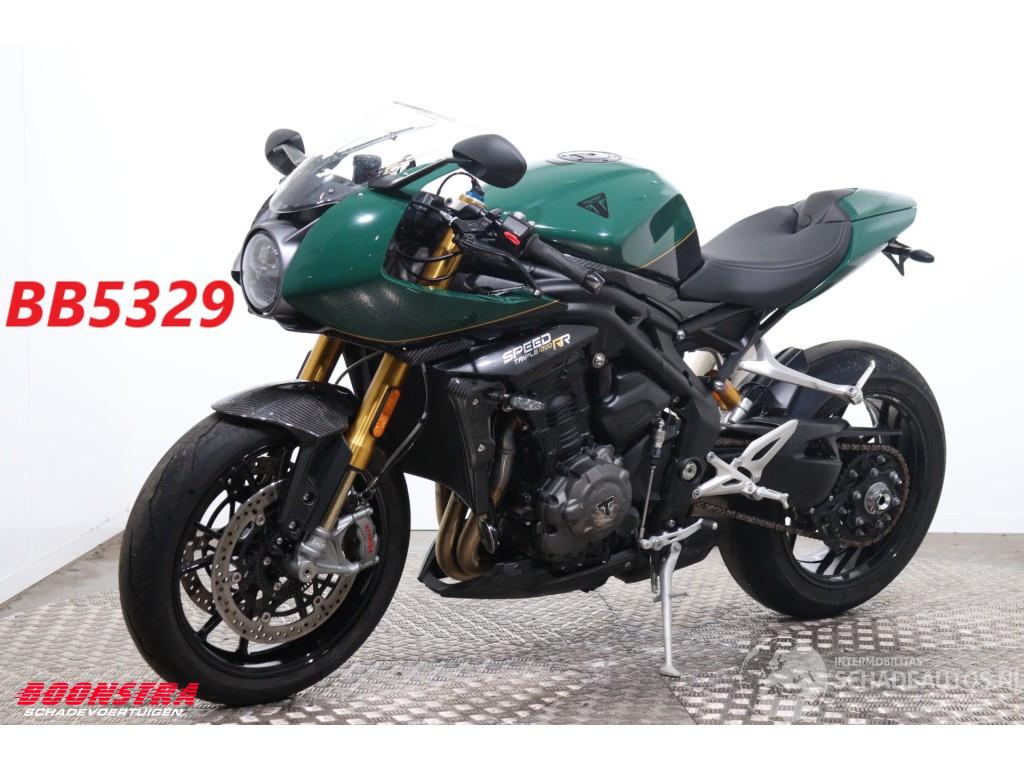 Triumph Speed Triple 1200 RR Carbon LED ABS Lap Timer 1.572 km!