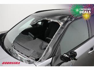 Peugeot 2008 1.2 Hybrid 136 GT Aut. LED ACC Navi Clima Camera picture 12