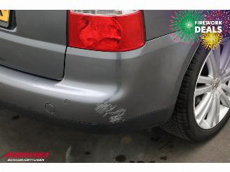 Volkswagen Touran 2.0 TDI 140 PK 7-Pers. Clima Cruise SHZ PDC AHK picture 6