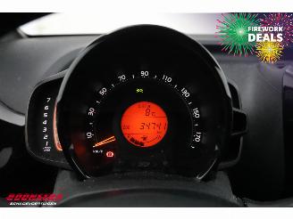 Toyota Aygo 1.0 VVT-i JBL Clima Cruise Camera 34.741 km! picture 19