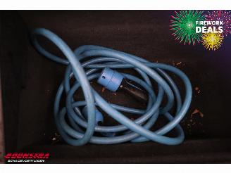 Porsche Taycan 4 93 kWh LED ACC Pano 360° Memory picture 39