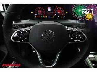 Volkswagen Golf 1.5 eTSI DSG R-Line Virtual ACC Navi Camera LRHZ picture 21