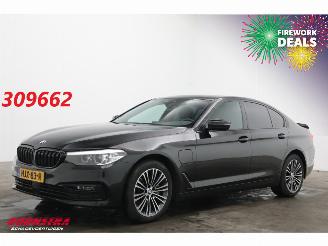 Avarii autoturisme BMW 5-serie 530e iPerformance Sport Line Schuifdak LED ACC SHZ PDC 2018/12