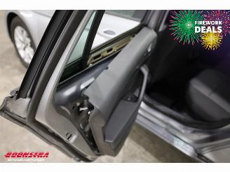 Volkswagen Passat Variant 2.0 TDI DSG Business Navi Clima Cruise Camera SHZ AHK 40.799 km! picture 7