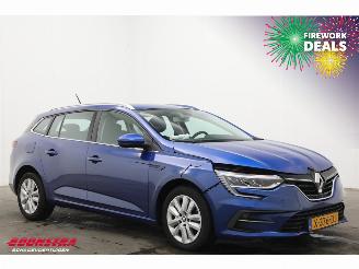 Renault Mégane Grandtour 1.3 TCe 140 Equilibre LED Navi Clima Cruise PDC picture 2