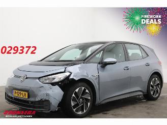 uszkodzony samochody osobowe Volkswagen ID.3 Pro 58 kWh LED ACC Navi LRHZ SHZ PDC 2020/11