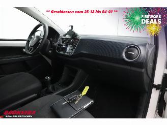 Volkswagen Up! 1.0 BMT move up! Airco Bluetooth 49.259 km! picture 12