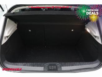 Renault Clio 1.0 TCe 90 Equilibre Navi Airco Cruise PDC 57.608 km! picture 25