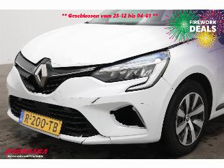 Renault Clio 1.0 TCe 90 Equilibre Navi Airco Cruise PDC 57.608 km! picture 10