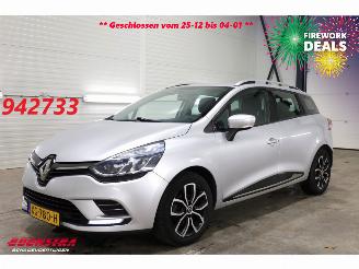 Schadeauto Renault Clio Estate 1.5 dCi Ecoleader Zen Navi Airco Cruise 166.321 km! 2019/1