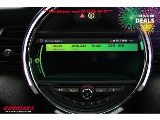 Mini Cooper SE Electric Yours 33 kWh Pano LED HUD H/K Leder SHZ Camera 60.571 km! picture 19