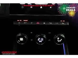 Renault Clio 1.3 TCe Initiale Paris LED 360° Leder Navi Clima SHZ PDC picture 30