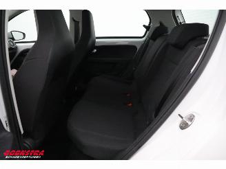 Volkswagen Up! 1.0 5-DRS Airco Bluetooth 44.922 km! picture 20