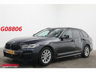 Avarii autoturisme BMW 5-serie Touring 520i M-Sport Pano LED HUD ACC 360° Memory LRHZ SHZ 2021/3