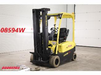 danneggiata macchinari Hyster  J2.0XN Electric NY 2022 1.396 Uur 2022/12