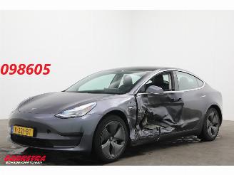 Schadeauto Tesla Model 3 Standard RWD Plus 60 kWh Pano LED ACC Leder Camera 2020/12
