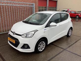 Vrakbiler auto Hyundai I-10 i10 (B5), Hatchback, 2013 / 2019 1.0 12V 2014/2
