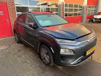 Autoverwertung Hyundai Kona Kona (OS), SUV, 2017 / 2023 39 kWh 2020/10
