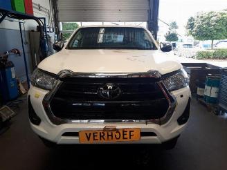 Auto da rottamare Toyota Hilux Hilux V/VI, Pick-up, 2015 2.4 D4D-F 16V 4x4 2024/9