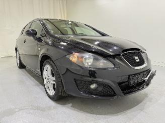krockskadad bil auto Seat Leon 1.2 TSI Copa Business Navi 2011/6