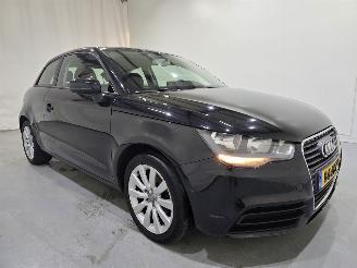 skadebil auto Audi A1 1.2 TFSI Connect Navi 63Kw 3Drs 2013/1