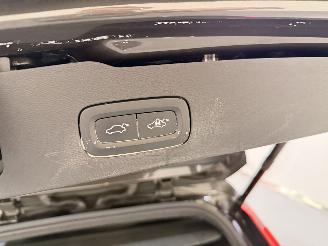 Volvo V-60 2.0 T8 Recharge PHEV R Design AWD picture 60
