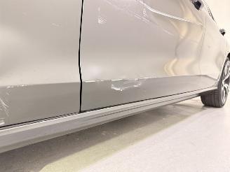 Volvo V-60 2.0 T8 Recharge PHEV R Design AWD picture 40