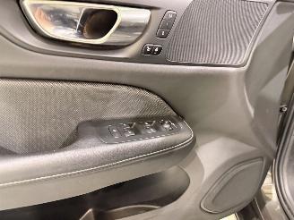 Volvo V-60 2.0 T8 Recharge PHEV R Design AWD picture 26