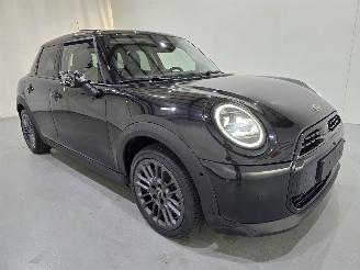 Auto incidentate Mini Cooper C Classic Trim 1.5 115Kw Bjr.2025 2025/6