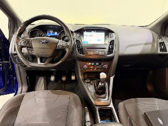 Ford Focus Wagon 1.5 EcoBoost Titanium  110kW 150PK 1498ccm picture 3